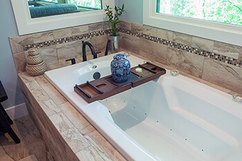 View of new tub with tray 
