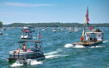 Many boats on Lake Lanier for the Great American Boat Parade.